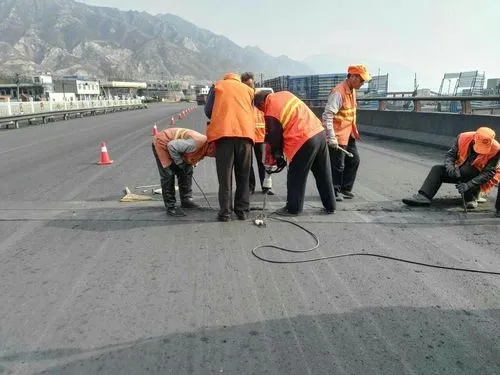 荔波道路桥梁病害治理